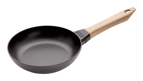 Staub pans bratpfanne mit - bratpfanne,